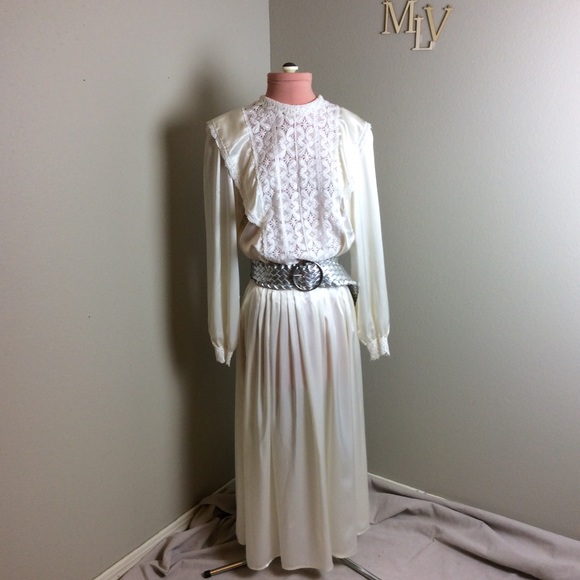 VTG 70s VICTORIAN LIQUID SATINY BLOUSE/SKIRT SET - Picture 4 of 8